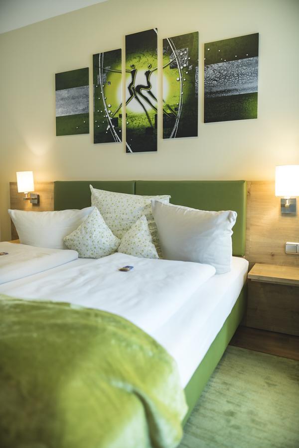 - Zur Post Hotel Neukirchen am Teisenberg